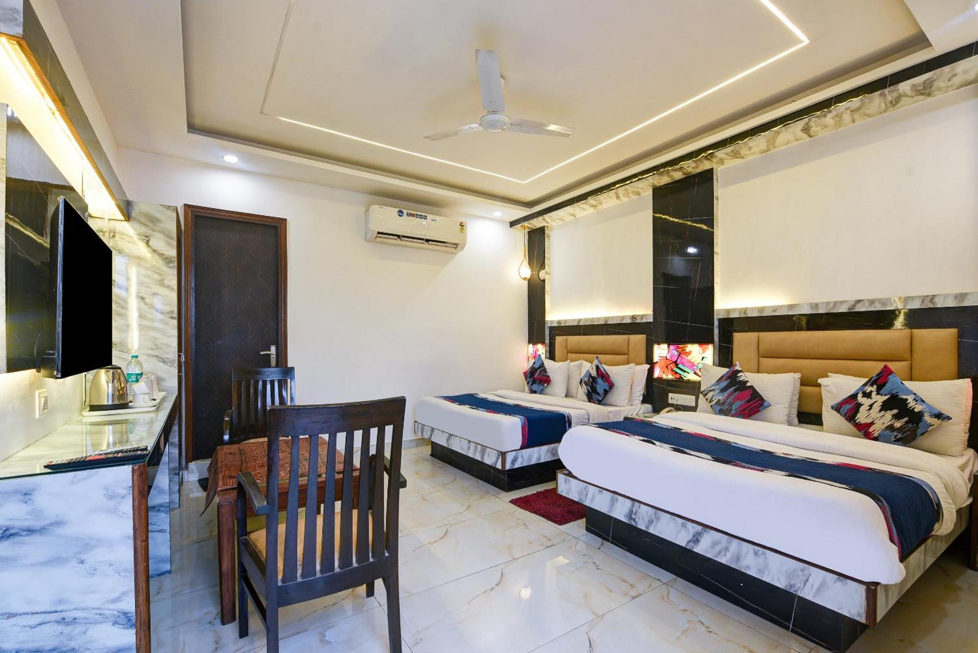 Hotel Shri Vinayak In City Centre At New Delhi Railway Station-By Rcg Hotels Екстериор снимка