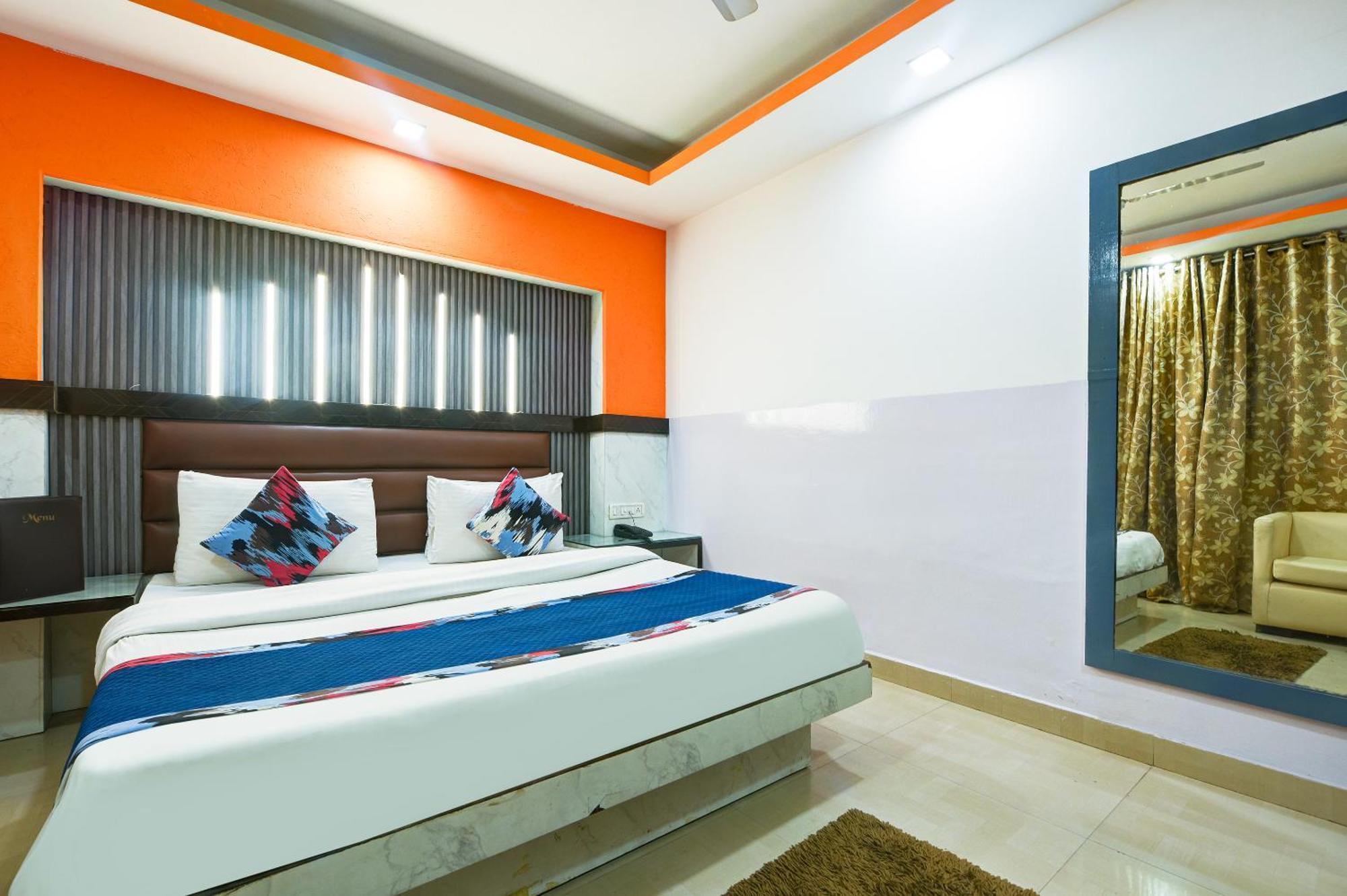 Hotel Shri Vinayak In City Centre At New Delhi Railway Station-By Rcg Hotels Екстериор снимка