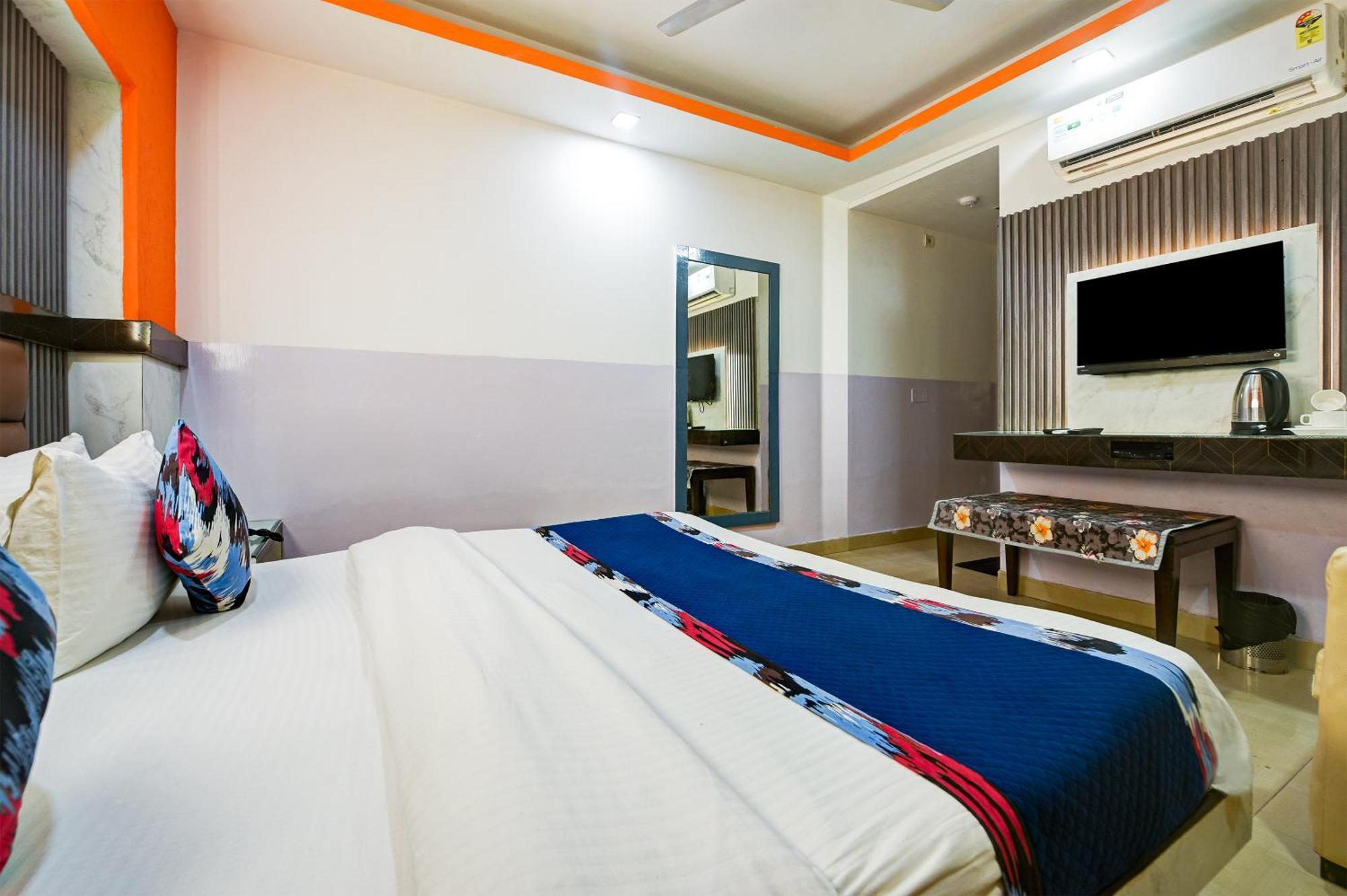 Hotel Shri Vinayak In City Centre At New Delhi Railway Station-By Rcg Hotels Екстериор снимка