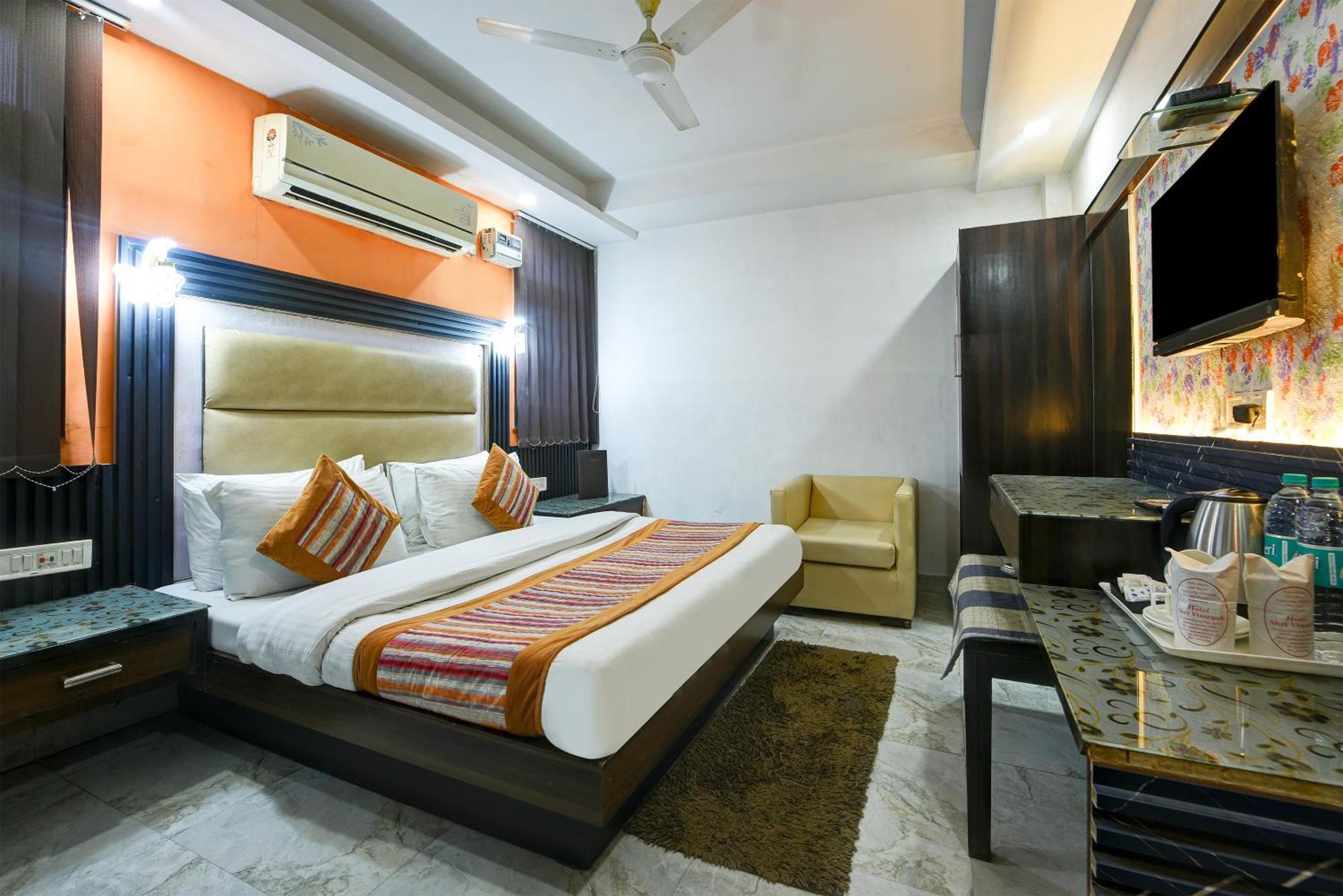 Hotel Shri Vinayak In City Centre At New Delhi Railway Station-By Rcg Hotels Екстериор снимка