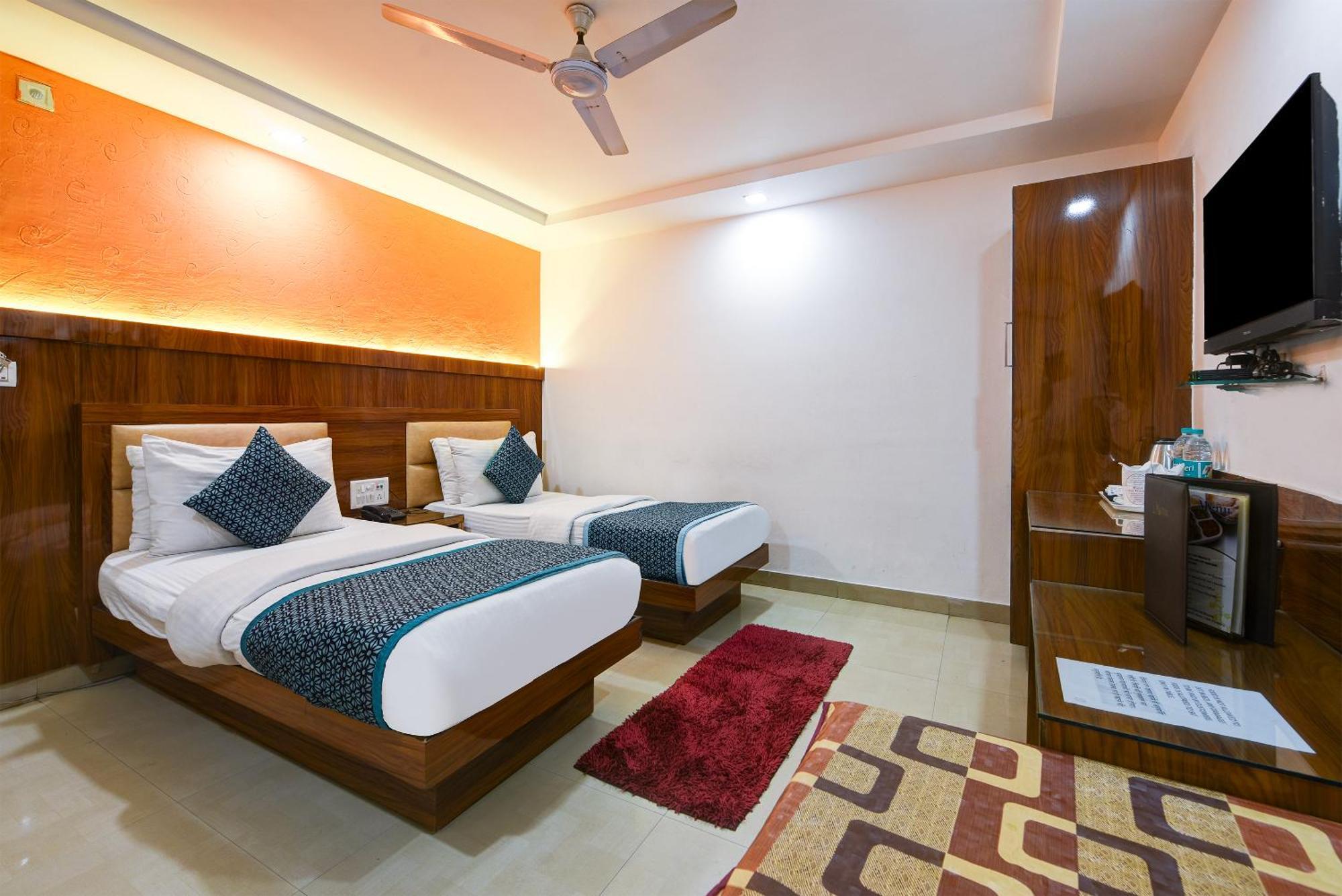 Hotel Shri Vinayak In City Centre At New Delhi Railway Station-By Rcg Hotels Екстериор снимка