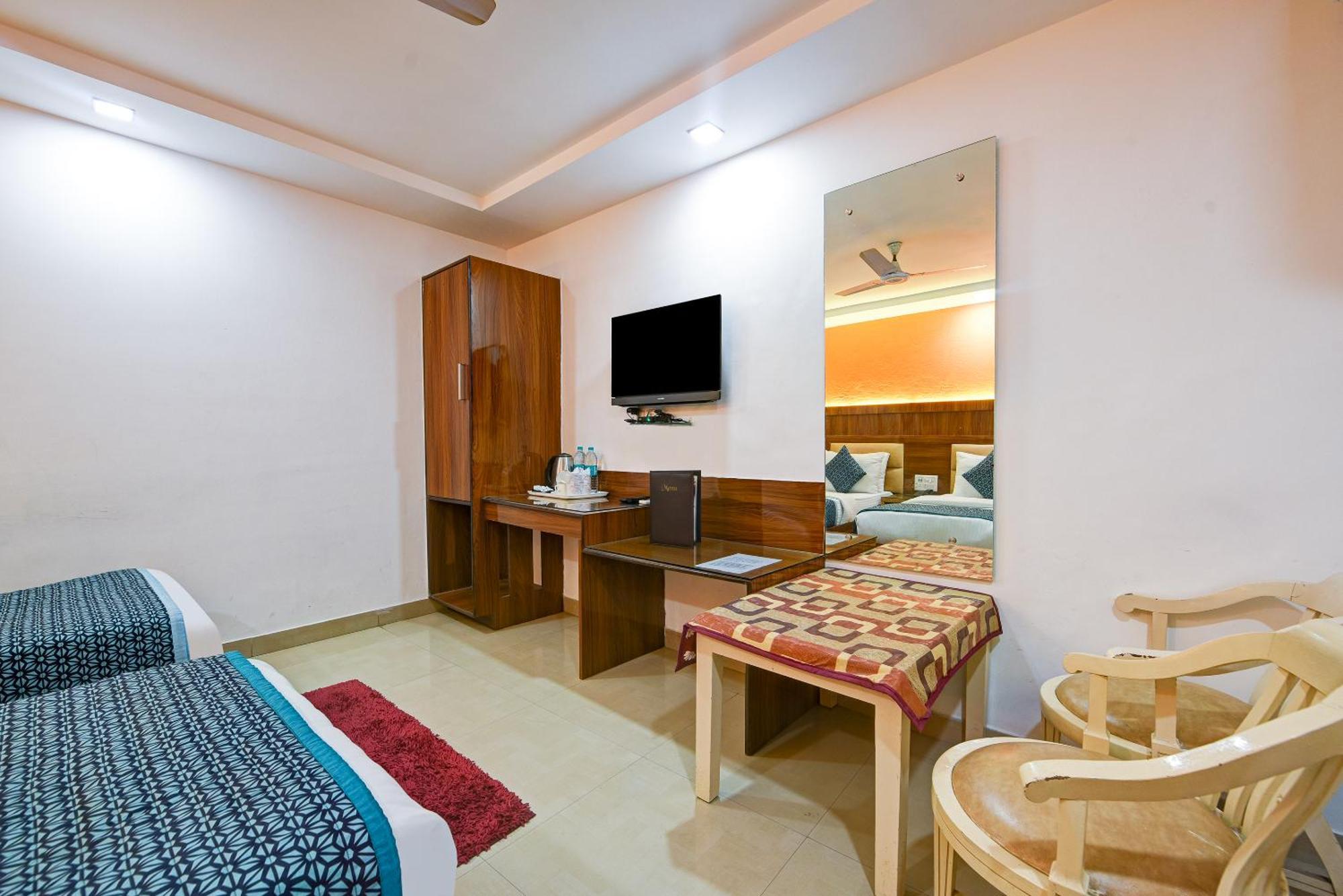 Hotel Shri Vinayak In City Centre At New Delhi Railway Station-By Rcg Hotels Екстериор снимка