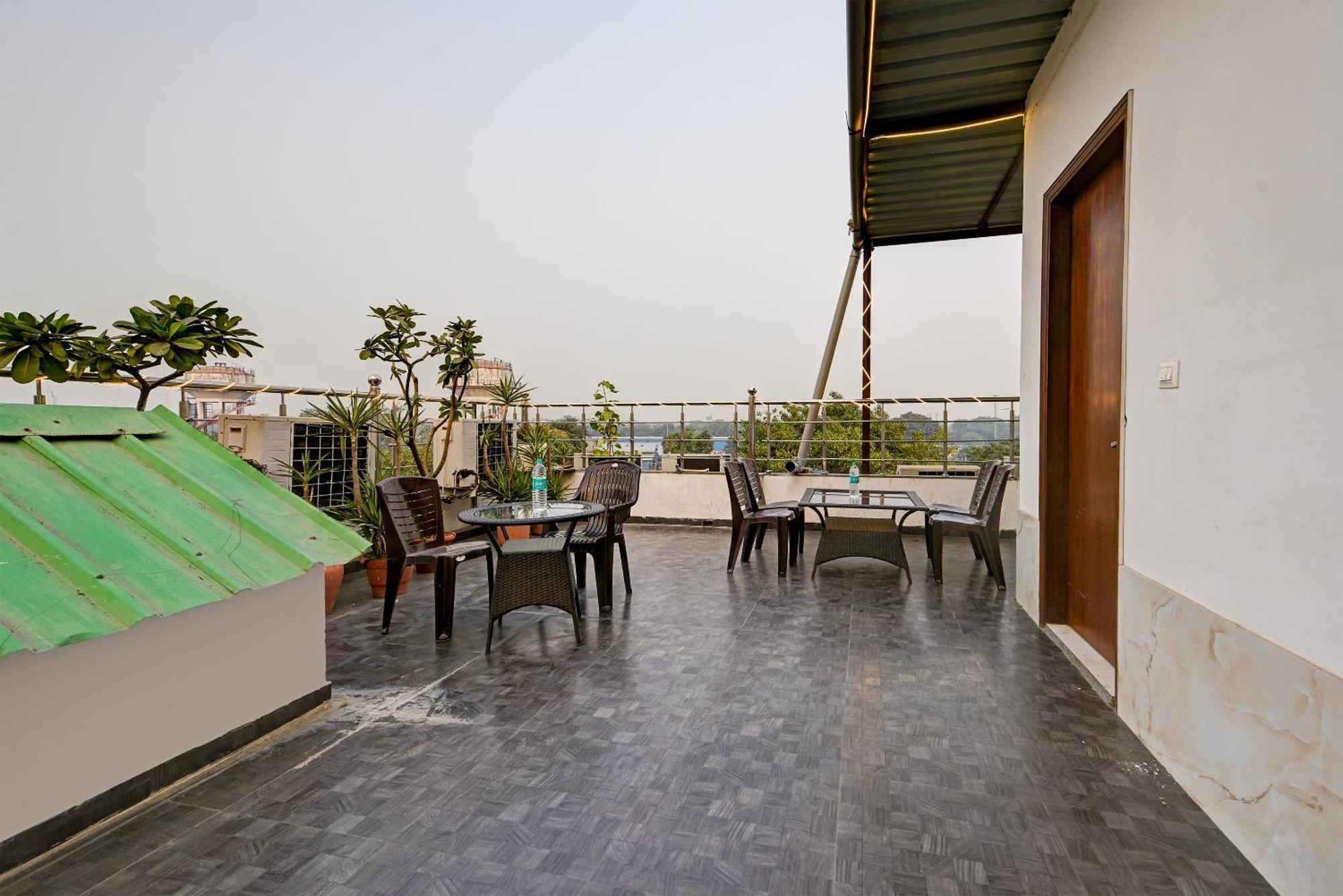 Hotel Shri Vinayak In City Centre At New Delhi Railway Station-By Rcg Hotels Екстериор снимка